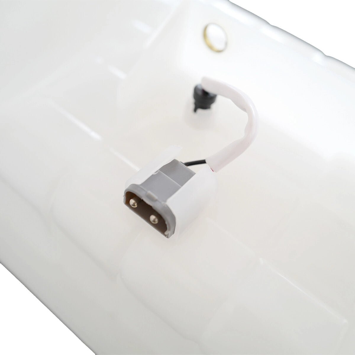 Volvo VN/VNL/VNM Coolant Reservoir / Expansion Tank (2004–2007) – Replaces 603-5504