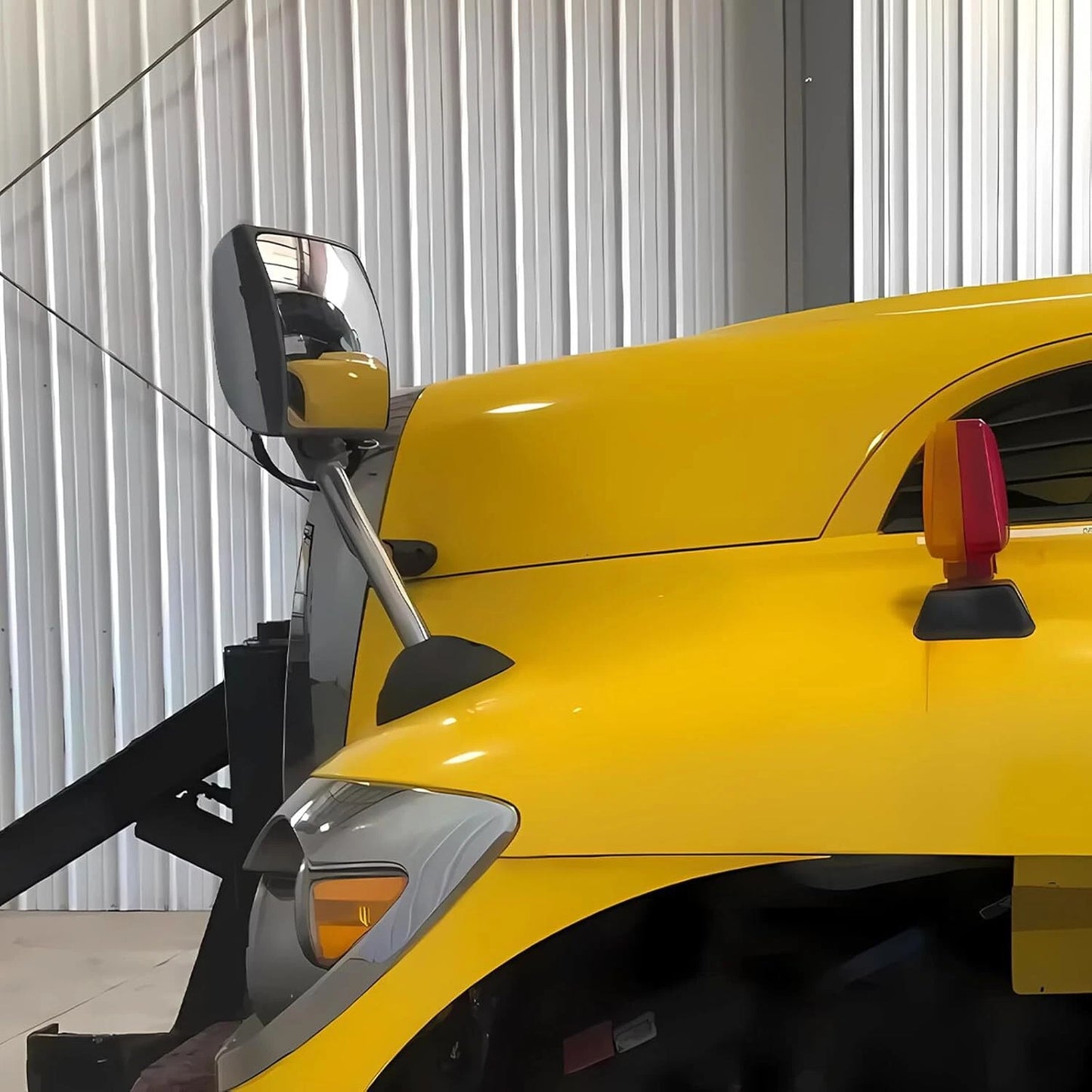 For International Hood Mirror Head – Chrome Square Convex (3594843C3)