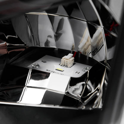 Volvo VNL (2018+) LED Fog Light Assembly – LH Driver - RoadWest Truck Parts - B0DQPPMQ5K - High Soar