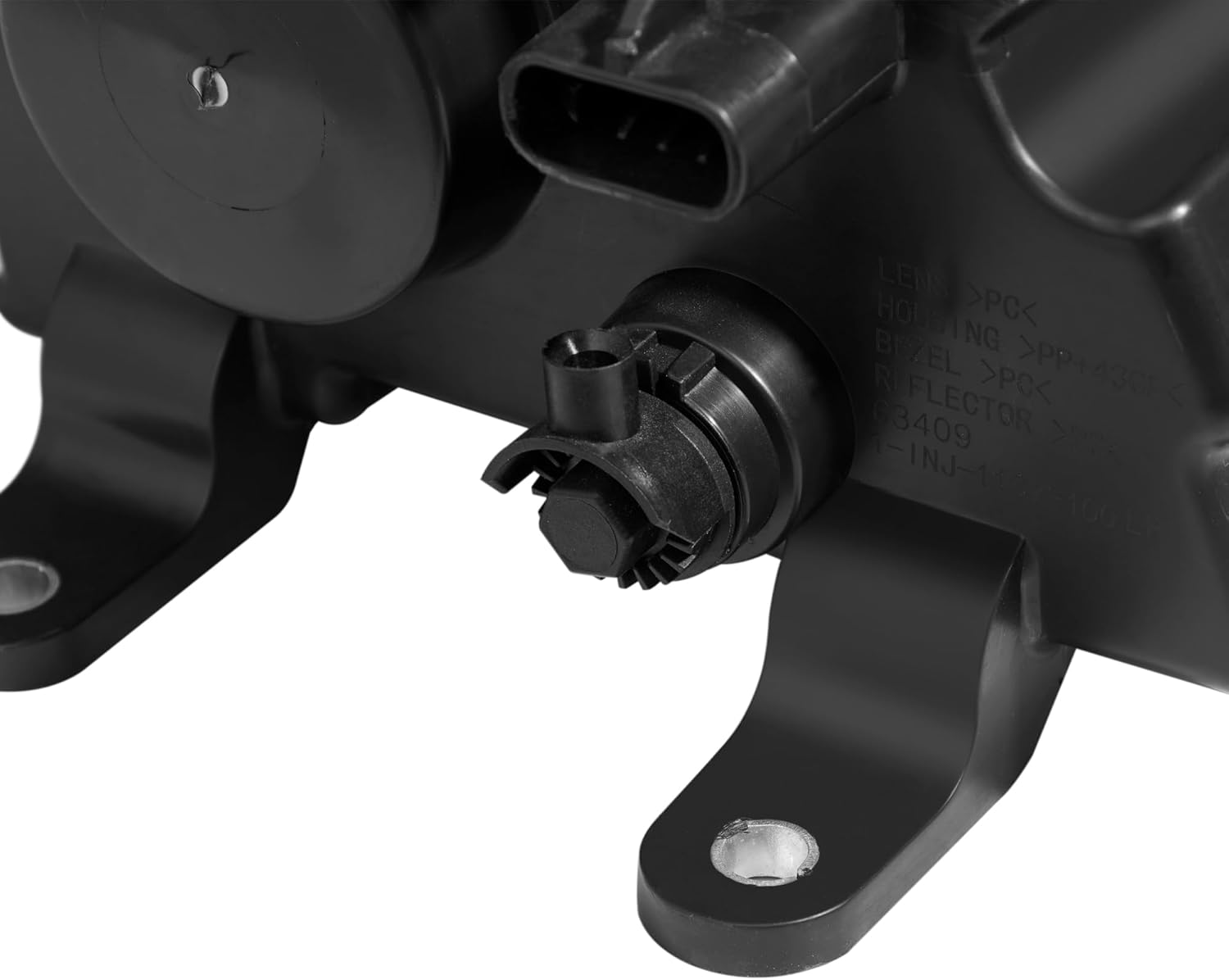 Volvo VNL (2018+) LED Fog Light Assembly – LH Driver - RoadWest Truck Parts - B0DQPPMQ5K - High Soar